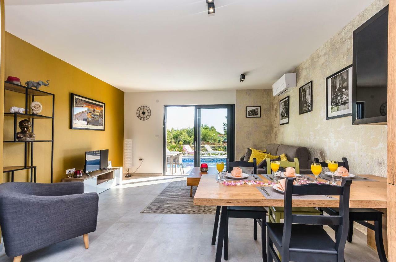 Apartments Villa Adriana II Срима Екстериор снимка