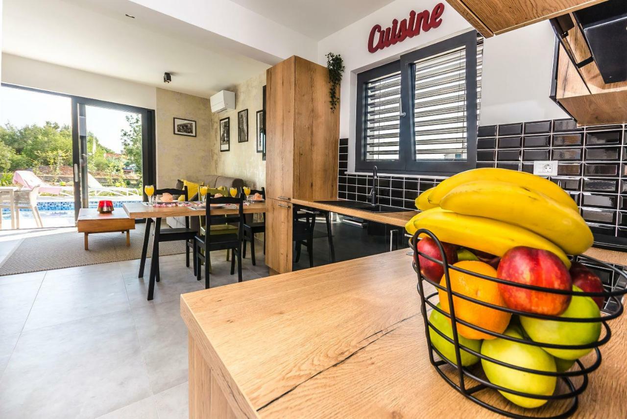 Apartments Villa Adriana II Срима Екстериор снимка