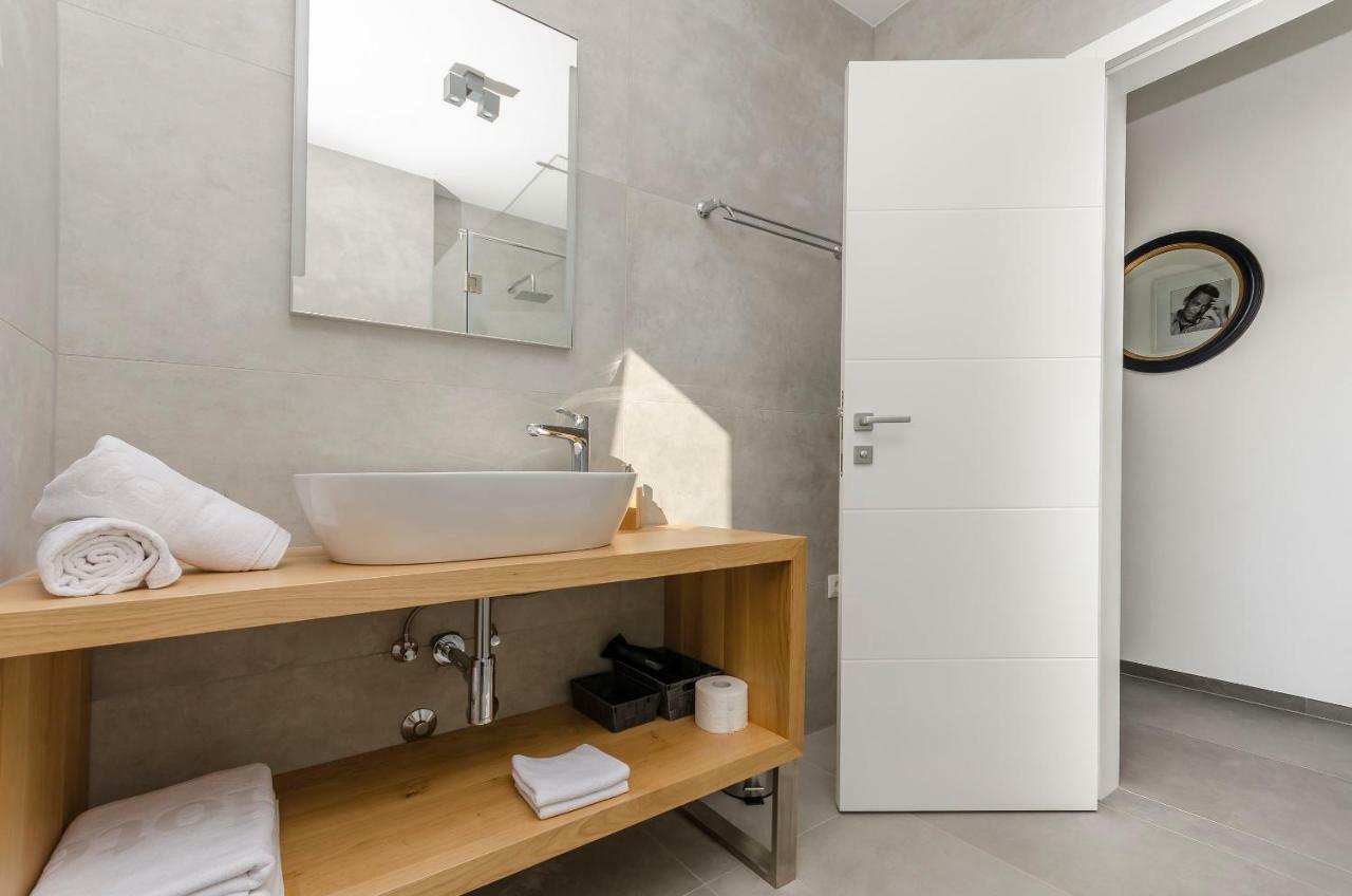 Apartments Villa Adriana II Срима Екстериор снимка