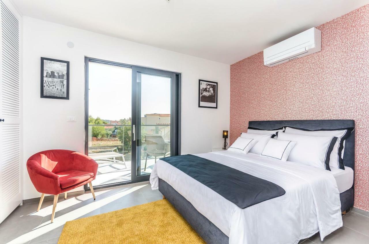 Apartments Villa Adriana II Срима Екстериор снимка