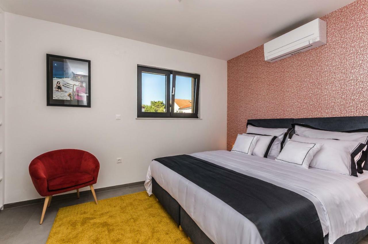 Apartments Villa Adriana II Срима Екстериор снимка