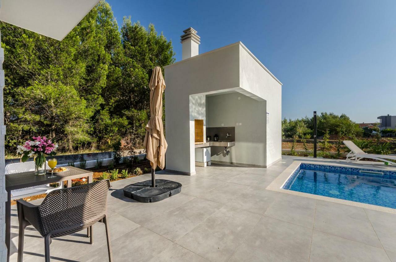 Apartments Villa Adriana II Срима Екстериор снимка
