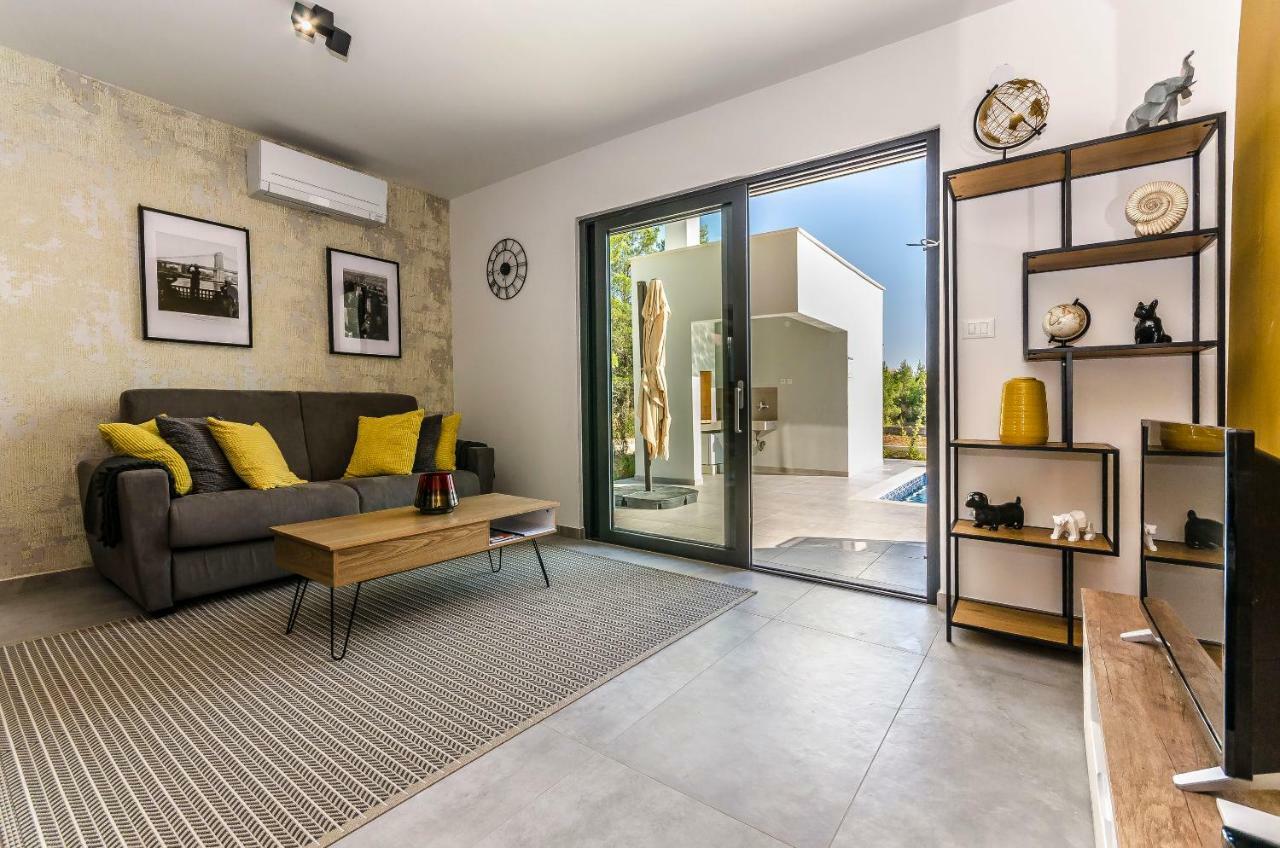 Apartments Villa Adriana II Срима Екстериор снимка